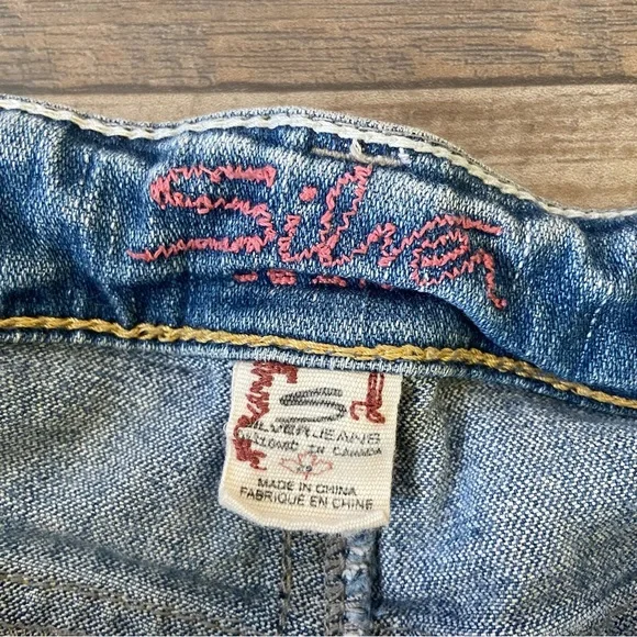 Silver Tuesday Jeans Light Blue Flare Denim altered - Picture 2 of 13